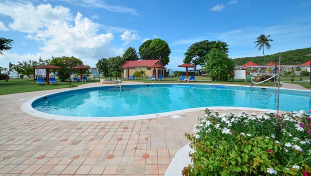Starfish Halcyon Cove Hotel Dickenson Bay Buitenkant foto