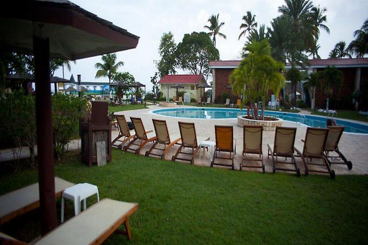 Starfish Halcyon Cove Hotel Dickenson Bay Buitenkant foto