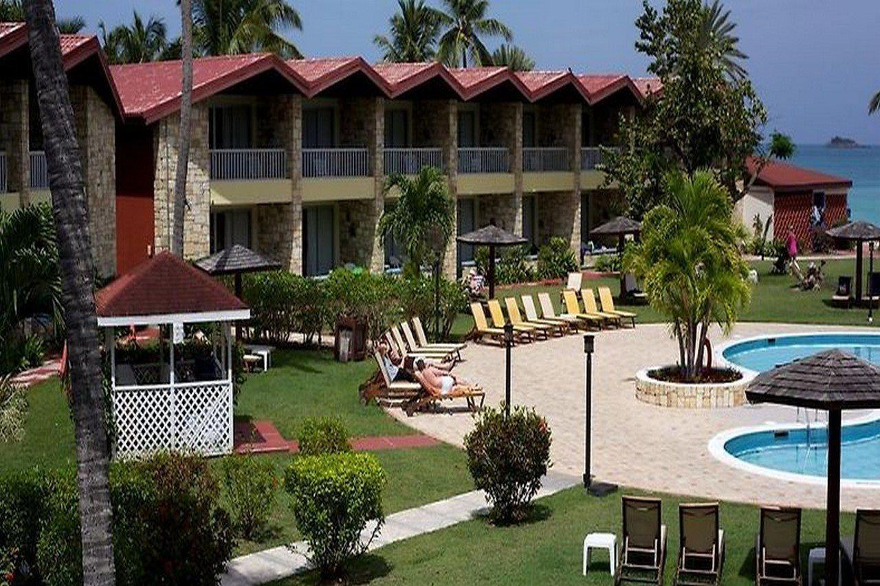 Starfish Halcyon Cove Hotel Dickenson Bay Buitenkant foto