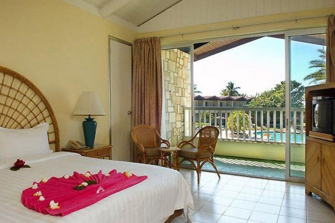 Starfish Halcyon Cove Hotel Dickenson Bay Buitenkant foto